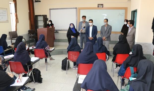کمیته نظارت بر روند آموزش حضوری مدارس شهر کرمان در اداره کل آموزش و پرورش استان تشکیل شد