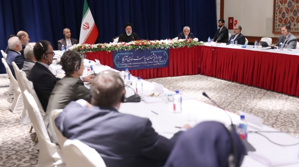 دکتر رئیسی در دیدار با ایرانیان مقیم آمریکا:  هیچ ایرانی برای حضور در کشور ممنوع‌الورود نیست/ دفاع از حقوق افراد جزو ذات جمهوری اسلامی است