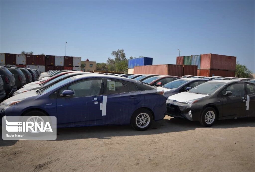 اعلام اسامی واردکنندگان مجاز خودرو در پایان مهر