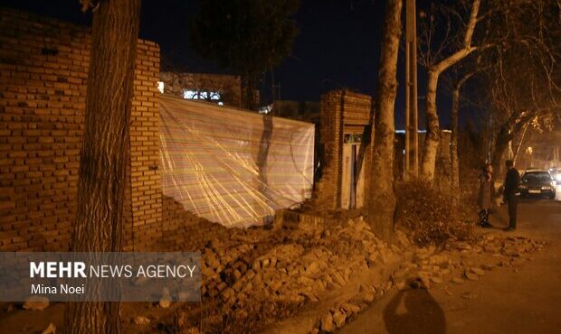 فرمانداری خوی: ۱۵ تیم ارزیاب به مناطق زلزله زده خوی اعزام شدند