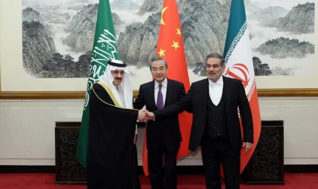 آشتی ایران و عربستان پای دیوار چین/ نظم نوین جهانی بدون کدخدا