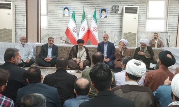 رییس جمهور با فعالان جبهه انقلاب در خوزستان دیدار و گفتگو کرد