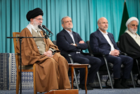 رهبر معظم انقلاب: اتحاد دنیای اسلام، تنها راه ایستادگی در مقابل باج‌طلبی قدرت‌های بزرگ