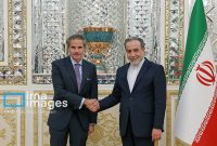 عراقچی خطاب به گروسی: آژانس در قبال تهدید علیه تاسیسات هسته‌ای ایران موضع جدی بگیرد