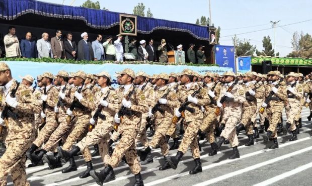 کارنامه ارتش در ایثار، فداکاری و وطن دوستی درخشان است