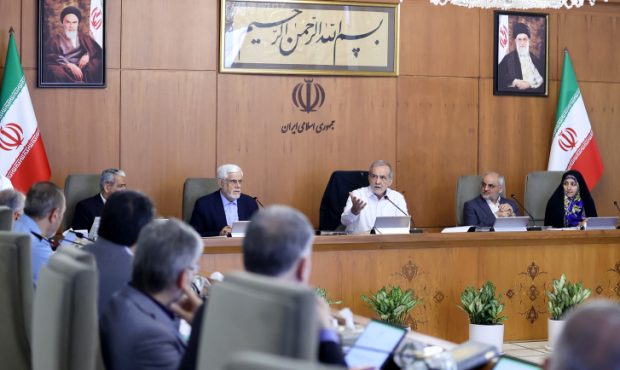 اگر آمریکایی‌ها ببینند در داخل همدلی داریم نمی‌توانند به سوء‌استفاده از وضعیت ما طمع کنند