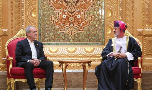 تحکیم روابط دوجانبه، گسترش شراکت اقتصادی، حمایت از آتشبس در غزه و قدردانی از نقش عمان در مذاکرات هستهای تحکیم روابط دوجانبه، گسترش شراکت اقتصادی، حمایت از آتشبس در غزه و قدردانی از نقش عمان در مذاکرات هستهای