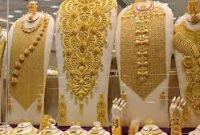 سرقت یک خانم از طلا فروشی با بدل اندازی و ارائه طلای تقلبی