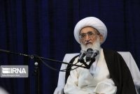 هرگونه تعرض و تهدید به رهبری و مرجعیت شیعه حکم محارب دارد