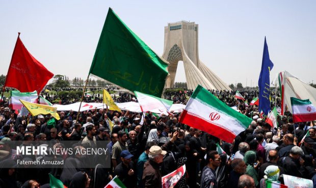 سوگ سربلند یک ملت! سوگ سربلند یک ملت!