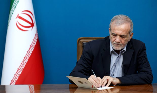 میتوان با وفاق، همدلی و عقلانیت آیندهای بهتر ساخت میتوان با وفاق، همدلی و عقلانیت آیندهای بهتر ساخت