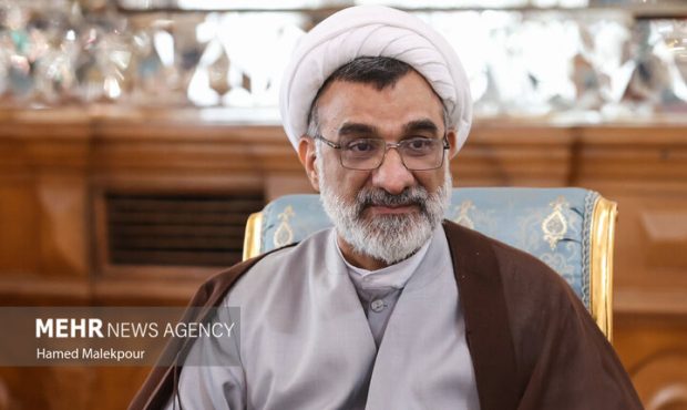 خسروپناه: احتمال تصویب افزایش سن جذب معلمان وجود دارد خسروپناه: احتمال تصویب افزایش سن جذب معلمان وجود دارد