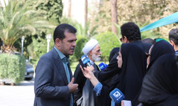 بورس اساتید جوان به چین بورس اساتید جوان به چین