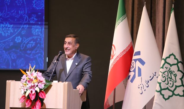 جذب دانایان و شایستگان در اولویت نظام اداری جذب دانایان و شایستگان در اولویت نظام اداری