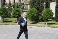 برنامه‌ریزی برای بازگشت نخبگان مهاجر و کاهش عوامل مهاجرت