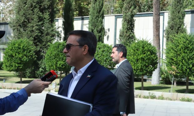 سازمان اداری و استخدامی مخالف ایجاد سامانه جدید در حوزه نشانی است سازمان اداری و استخدامی مخالف ایجاد سامانه جدید در حوزه نشانی است
