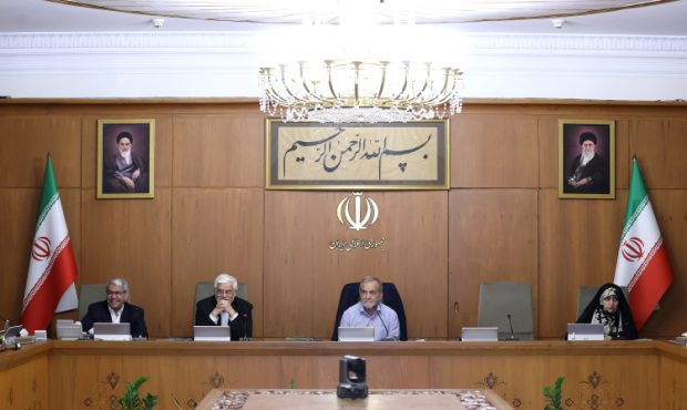 مسائل استان خوزستان باید با نگاهی ویژه و راهبردی مورد توجه قرار گیرد مسائل استان خوزستان باید با نگاهی ویژه و راهبردی مورد توجه قرار گیرد