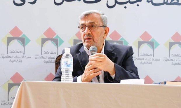 برای دفاع از سرزمین و کرامت خود از هیچ قدرتی اجازه نمی‌گیریم