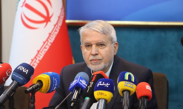 از تسهیلات ۲.۵ همتی برای توسعه گردشگری به مرز تسهیلات ۵۰ هزارمیلیارد تومانی رسیدهایم از تسهیلات ۲.۵ همتی برای توسعه گردشگری به مرز تسهیلات ۵۰ هزارمیلیارد تومانی رسیدهایم