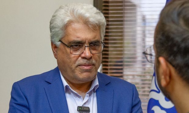 سهمیه بنزین خودروهای تعویض پلاکی قطع نمی‌شود