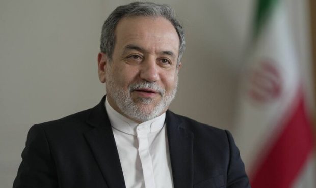 عراقچی: منطق مقاومت برتر از منطق تسلیم است عراقچی: منطق مقاومت برتر از منطق تسلیم است