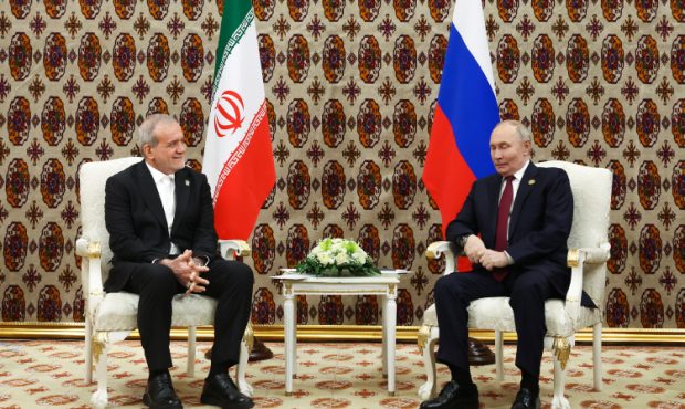 پوتین: امضای توافق جامع، نقطه عطفی در روابط دوجانبه بود پوتین: امضای توافق جامع، نقطه عطفی در روابط دوجانبه بود