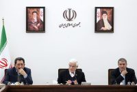 عارف: اصلاحات ساختاری نباید تأثیر منفی بر معیشت مردم داشته باشد