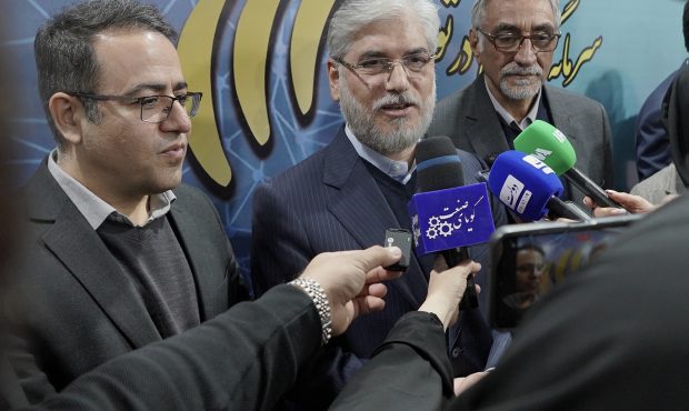 باید منزلت نیروی انسانی خودمان را حفظ کنیم/طبق قانون برنامه هفتم دو درصد از GDP کشور باید صرف پژوهش شود باید منزلت نیروی انسانی خودمان را حفظ کنیم/طبق قانون برنامه هفتم دو درصد از GDP کشور باید صرف پژوهش شود