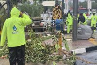 پیگیری تلفنی دبیر شورای‌عالی مناطق آزاد از وضعیت قشم