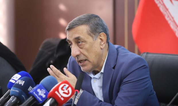 تولیدکنندگان در خط مقدم جنگ اقتصادی هستند و حمایت از آنان یک وظیفه ملی است