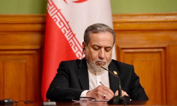 آمریکا، خویشتنداری ایران را نشانه ضعف نداند/ هرگز از حقوق خود دست نخواهیم کشید