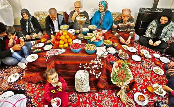 یلدا/شب یلدا بهعنوان یکرسم ایرانی، اهمیت زیادی دارد. یلدا/شب یلدا بهعنوان یکرسم ایرانی، اهمیت زیادی دارد.