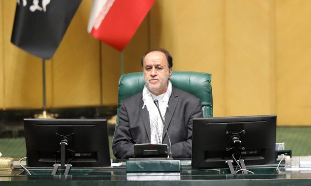 مادر، قله مهربانیها و زن قله استحکام و تربیت خانواده است مادر، قله مهربانیها و زن قله استحکام و تربیت خانواده است