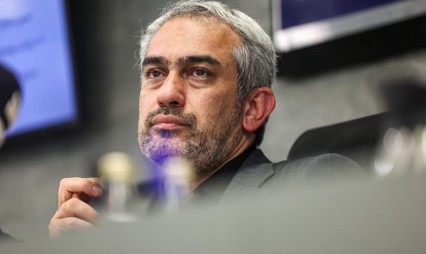 ارز ترجیحی حذف نمی شود/ حمایت معیشتی به همه ایرانیان تعلق می‌گیرد