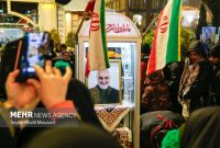 پرشورترین وداع؛ زوار شهید سلیمانی در تقارن شهادت و ولادت
