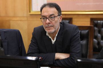 حمایت قاطعانه مجلس از معیشت مردم در بودجه؛ از کاهش مالیات تا افزایش حقوق