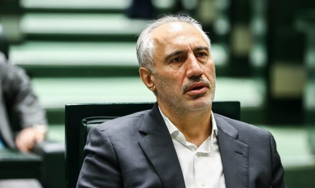 منابع کالابرگ الکترونیکی تا شب عید تأمین شده است/ هماهنگی دولت و مجلس برای آرامش‌معیشت