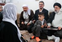 آیت‌الله رئیسی در دیدار با خانواده تعدادی از شهدا و جانبازان روستای قلعه‌جی: