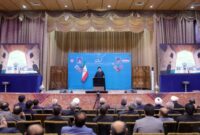 دکتر رئیسی در نشستی با جمعی از فعالان اقتصادی کرمان:  خودکفایی، استقلال و عزت کشور را در گرو تقویت رونق تولید است