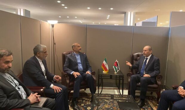 وزیر خارجه ایران: محدودیتی برای گسترش روابط با اردن قائل نیستیم