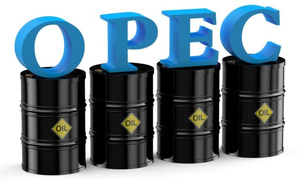 رتبه سومی تولید نفت ایران ثابت ماند