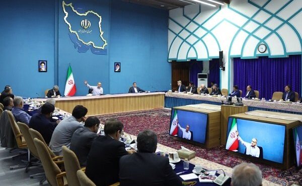 پزشکیان: در مذاکرات به هیچوجه از اصول خود عقبنشینی نمیکنیم پزشکیان: در مذاکرات به هیچوجه از اصول خود عقبنشینی نمیکنیم