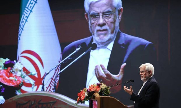 سه پیشنهاد عارف برای ترویج فرهنگ «وقف علمی» سه پیشنهاد عارف برای ترویج فرهنگ «وقف علمی»