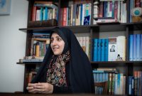 به دنبال راهکارهای عملی برای ارتقای وضعیت اقتصادی و اجتماعی زنان هستیم