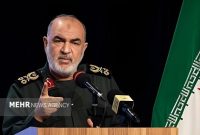 سردار سلامی: آماده رویارویی با هر سناریویی هستیم