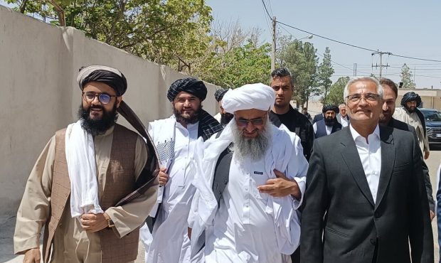 خدمات ایران به اتباع غیرمجاز افغانستانی حین بازگشت مطلوب است