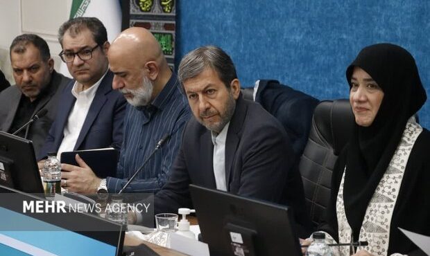 معاون وزیر: بسته حمایتی ویژه برای هنرمندان صنایع دستی تدوین میشود معاون وزیر: بسته حمایتی ویژه برای هنرمندان صنایع دستی تدوین میشود