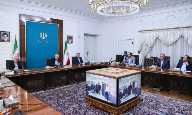 دولت همه توان خود را برای توقف سوزاندن گازهای مشعل به کار گرفته است