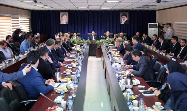 تعیین دقیق اینکه متناسب با منابع، چه بکاریم، کجا بکاریم و چگونه بکاریم، اولویت اول وزارت جهادکشاورزی است