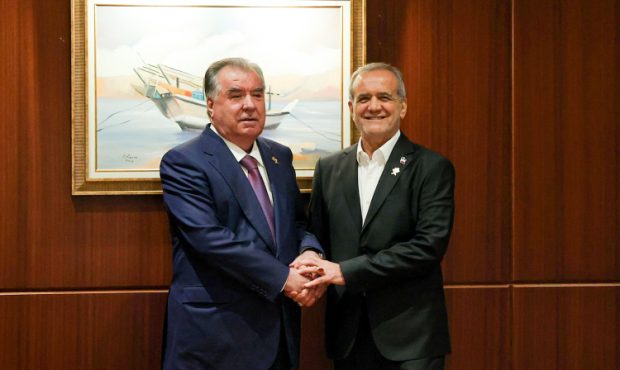 رئیس‌جمهور پزشکیان: روابط ایران و تاجیکستان با تکیه بر اشتراکات به شکل رضایت‌بخشی در حال ارتقاست
